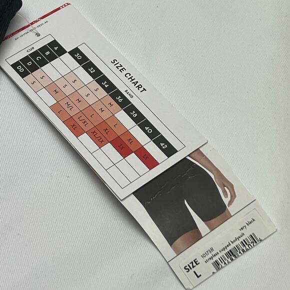 Spanx Women's Black Red Hot Shapewear Convertible Bra Thigh Coverage Size L NWT - Picture 4 of 11